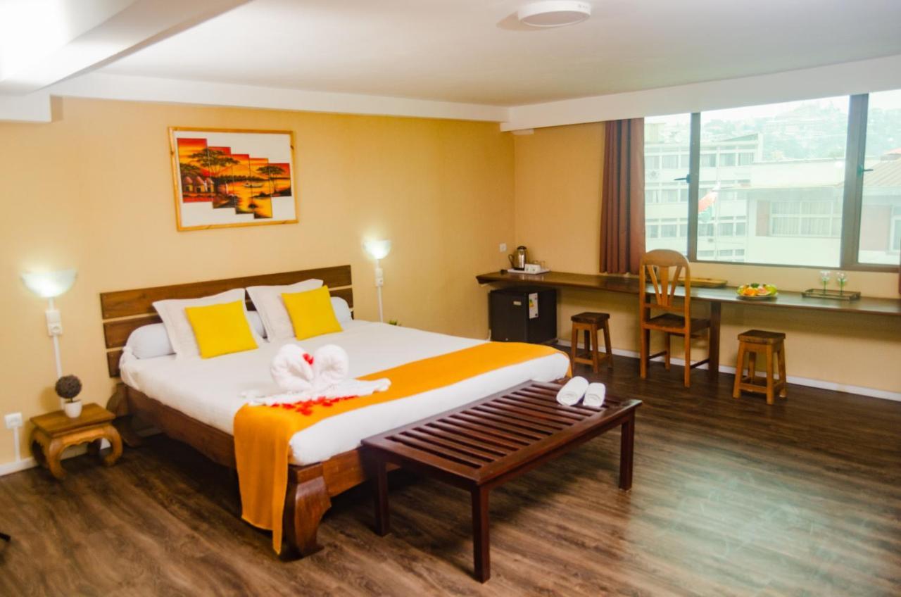 Hotel Le Pousse Pousse Antananarivo Esterno foto