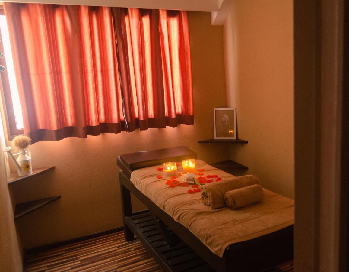 Hotel Le Pousse Pousse Antananarivo Esterno foto