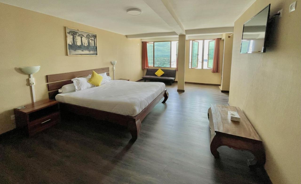 Hotel Le Pousse Pousse Antananarivo Esterno foto